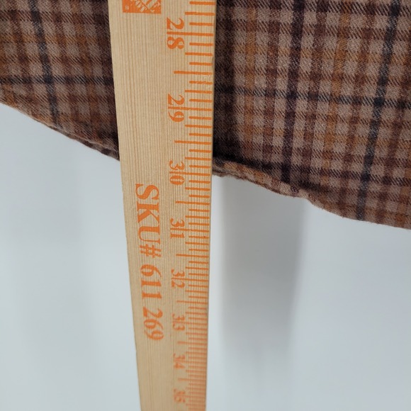 Roundtree & Yorke Portuguese Flannel Shirt XL Brown Plaid Button Down Cotton - Picture 5 of 7